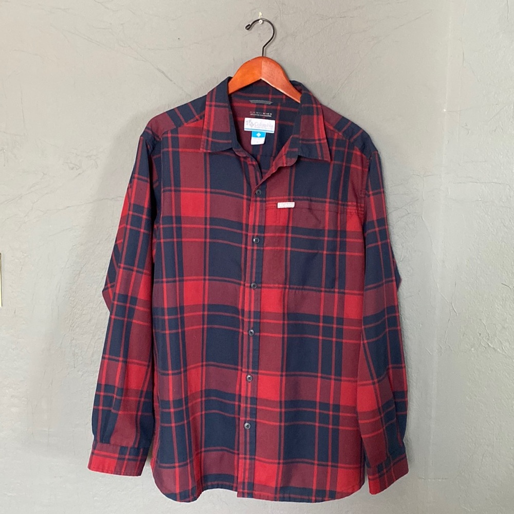Columbia Omni-Wick Advanced Evaporation Red Plaid Button Front Casual